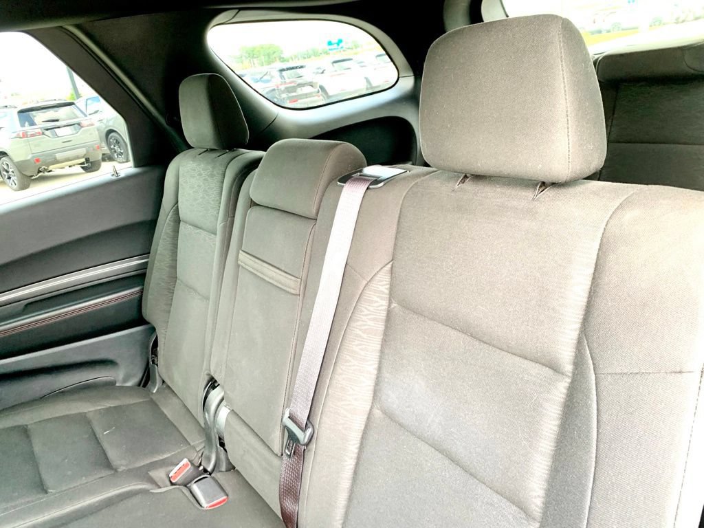 Used 2025 Dodge Durango GT RWD image 13
