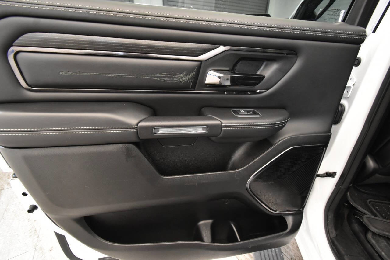 Used 2022 RAM 1500 Limited image 12