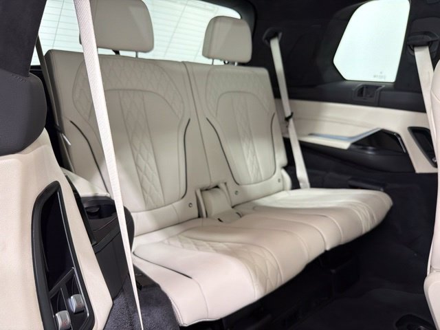 Certified 2024 BMW X7 xDrive40i w/ Executive Package AWD/4WD image 27
