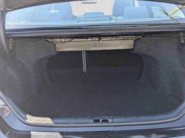 Used 2017 Toyota Camry LE image 7