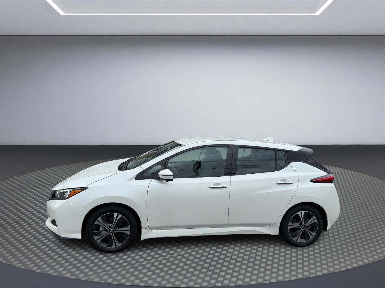 Used 2022 Nissan Leaf SL Plus image 4