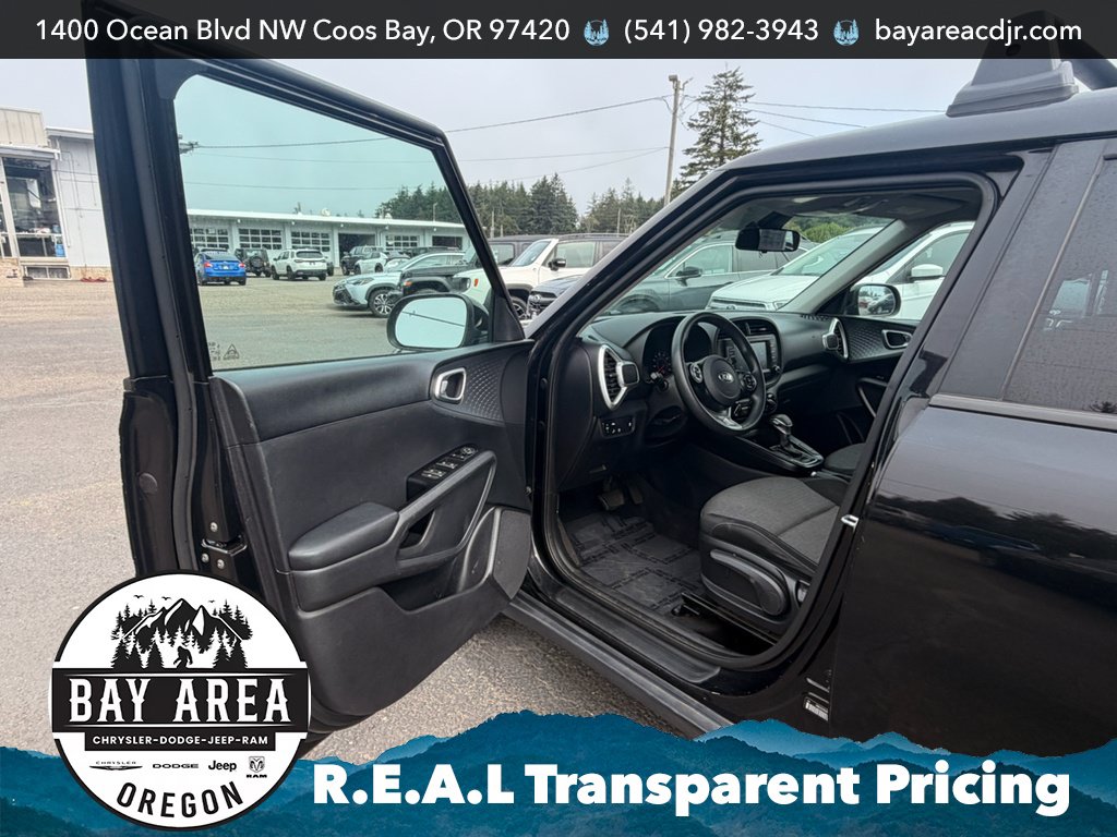 Used 2020 Kia Soul S FWD image 9