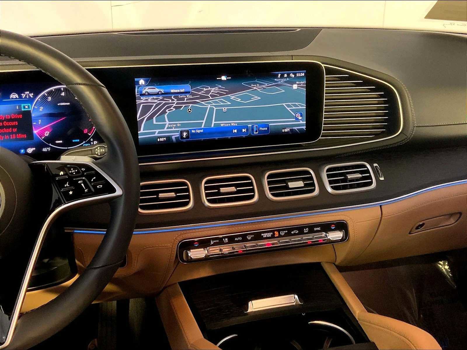 Used 2025 Mercedes-Benz GLE 450 4MATIC image 16