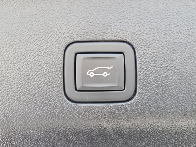 Used 2023 Cadillac Escalade Sport AWD/4WD image 8