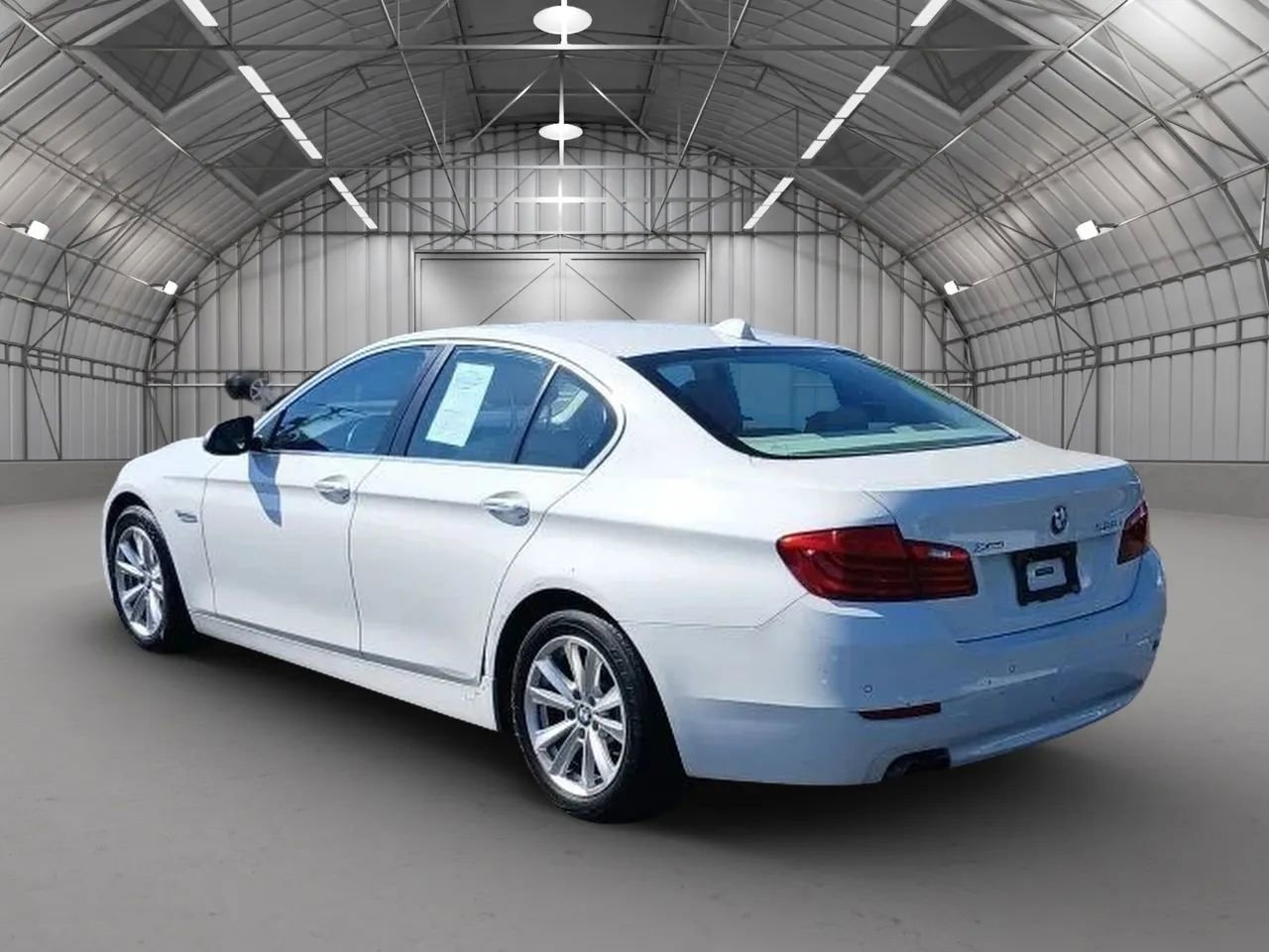 Used 2014 BMW 528i xDrive Sedan AWD/4WD image 5