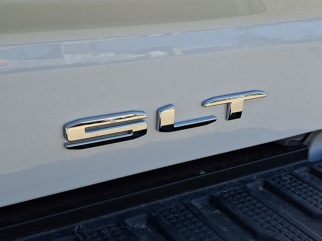 New 2026 GMC Sierra 2500 SLT image 23