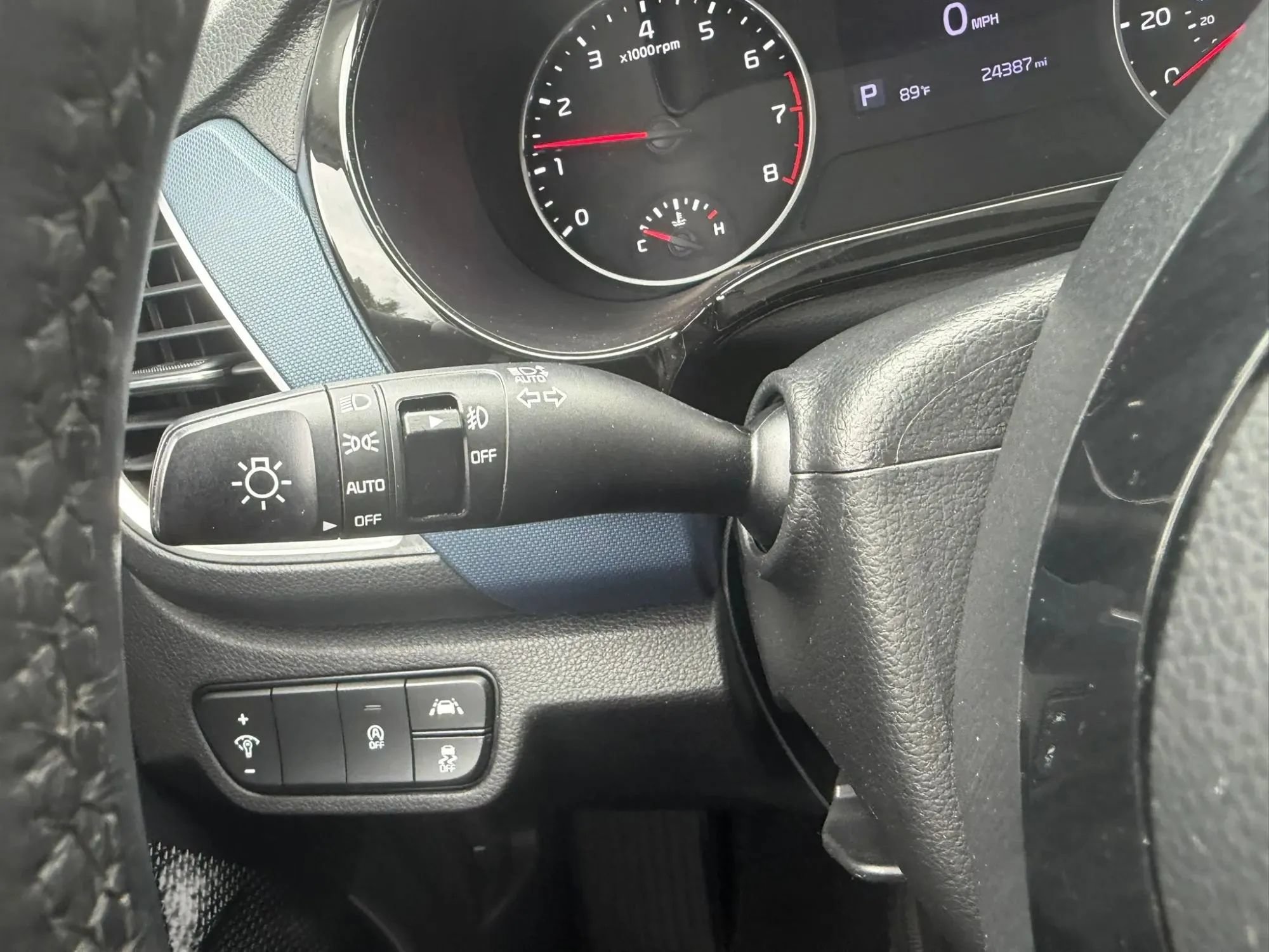 Used 2023 Kia Seltos S AWD/4WD image 16