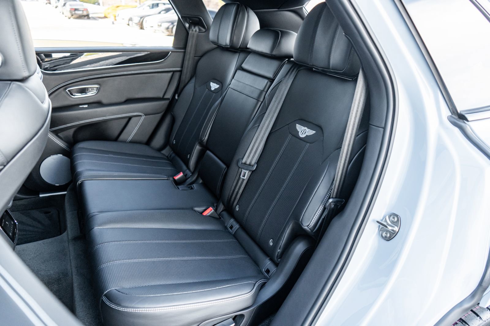 Certified 2022 Bentley Bentayga image 36