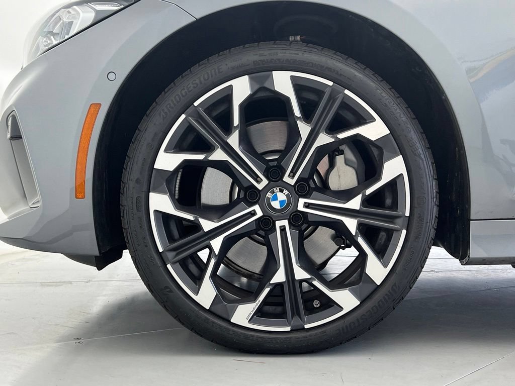 Used 2025 BMW 330i Sedan RWD image 23