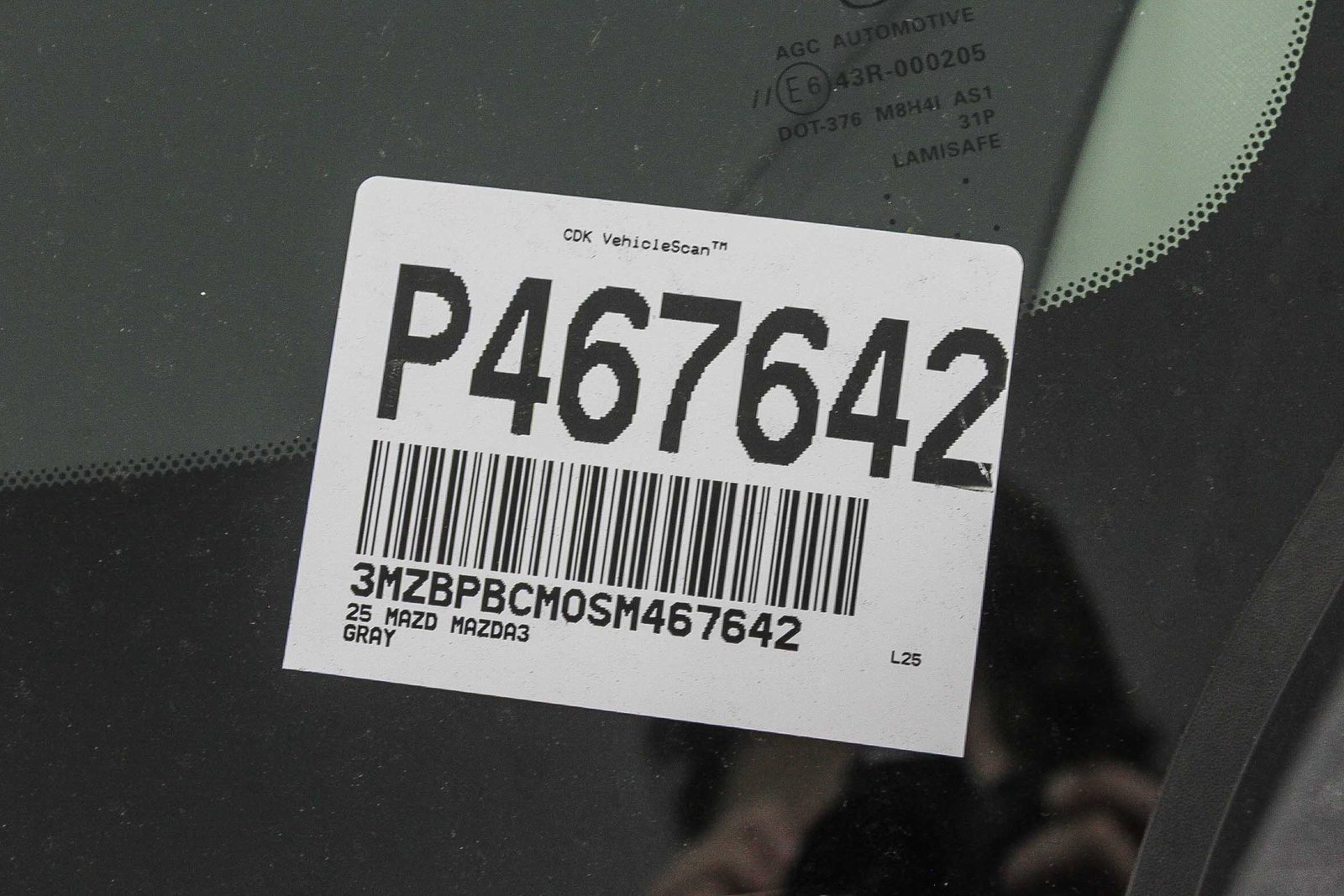 Used 2025 MAZDA MAZDA3 s image 29