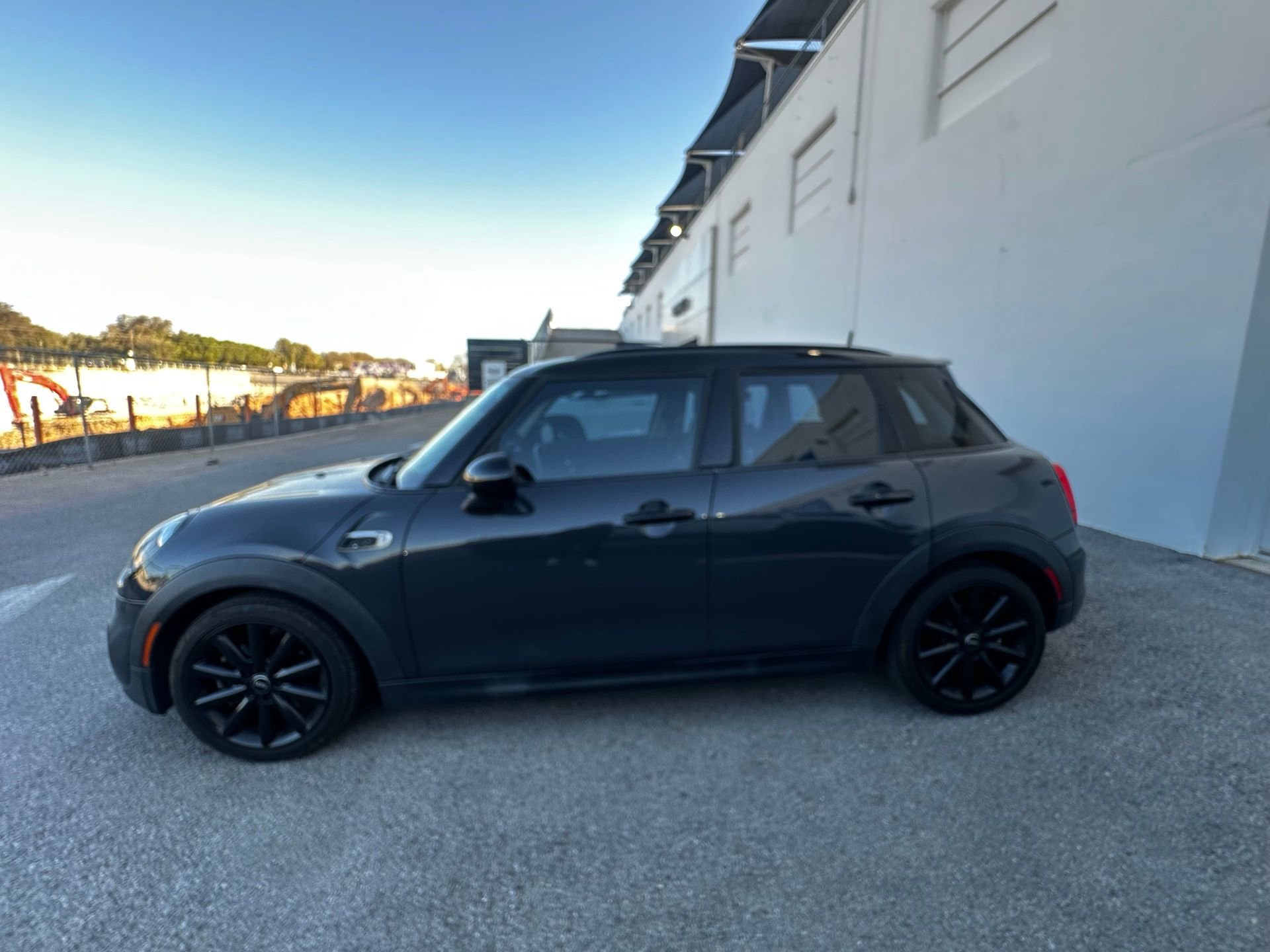 Used 2019 MINI Cooper S w/ Signature Upholstery Package image 2