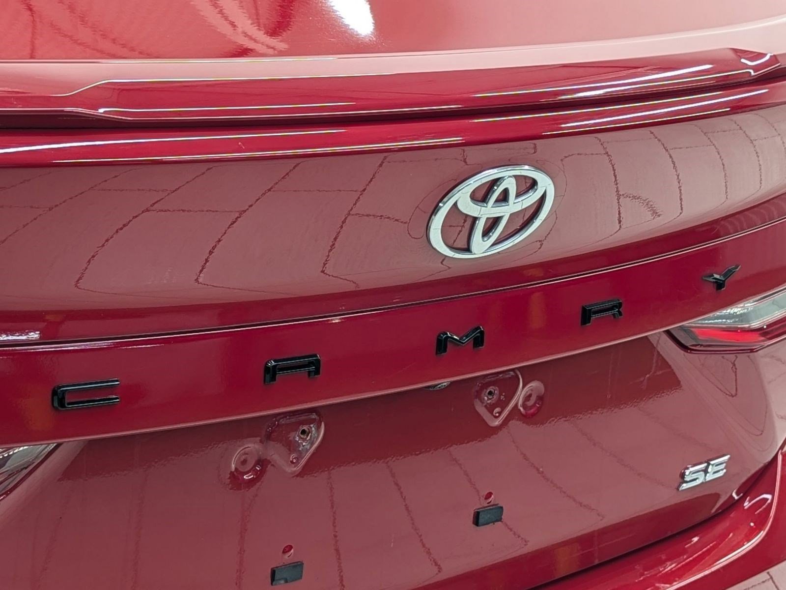 Used 2025 Toyota Camry SE image 32