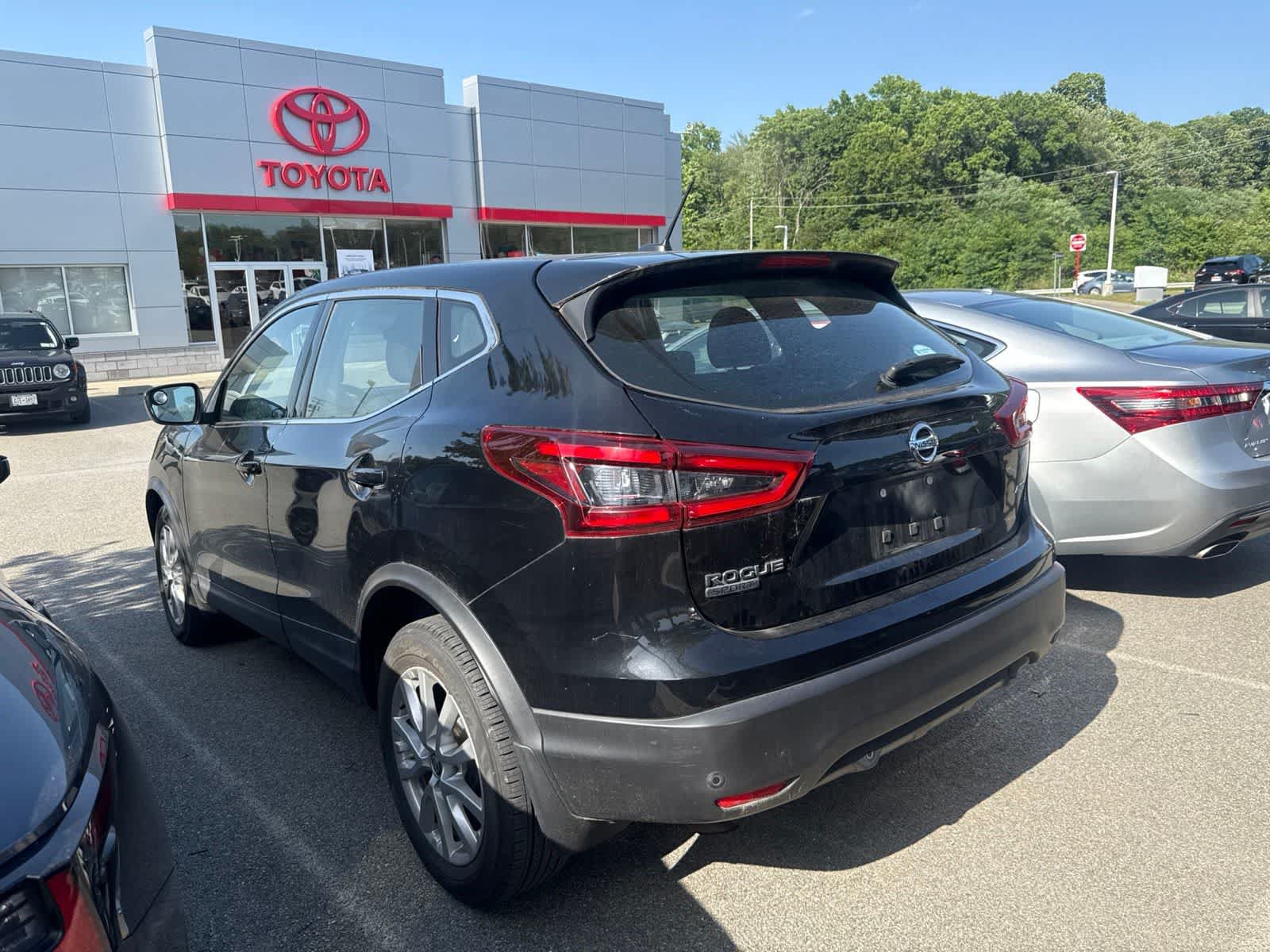 Used 2020 Nissan Rogue Sport S w/ Appearance Package AWD/4WD image 6