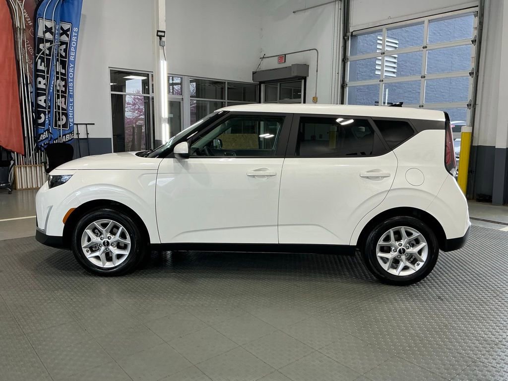 Used 2025 Kia Soul LX w/ LX Technology Package image 20