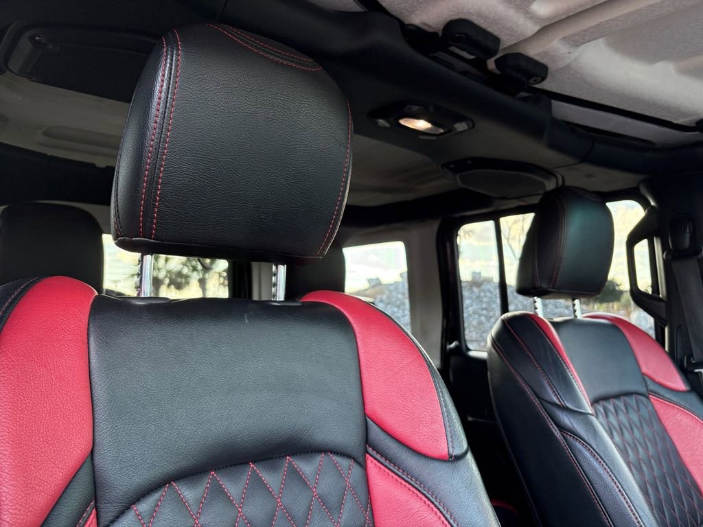 Used 2018 Jeep Wrangler Unlimited Rubicon image 11