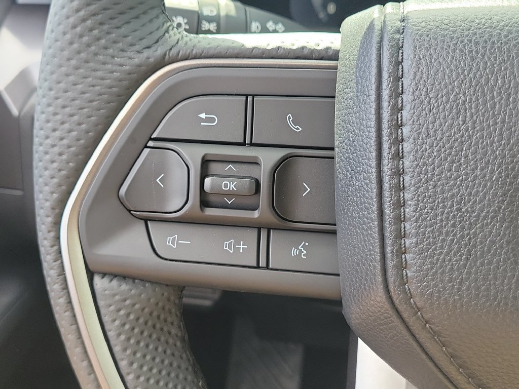 New 2026 Toyota Tacoma TRD Off-Road w/ TRD Off Road Upgrade Package AWD/4WD image 9