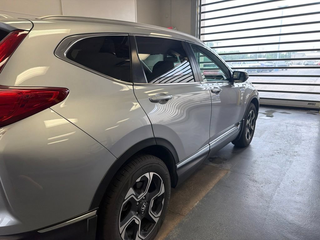 Used 2019 Honda CR-V Touring image 6