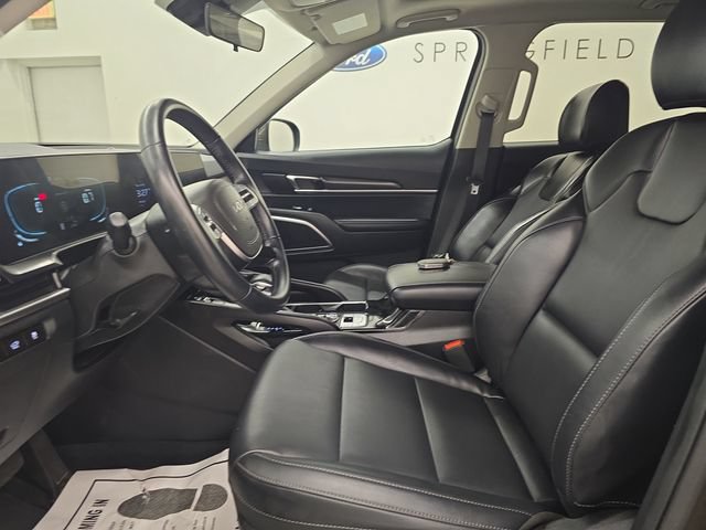 Used 2025 Kia Telluride S AWD/4WD image 21