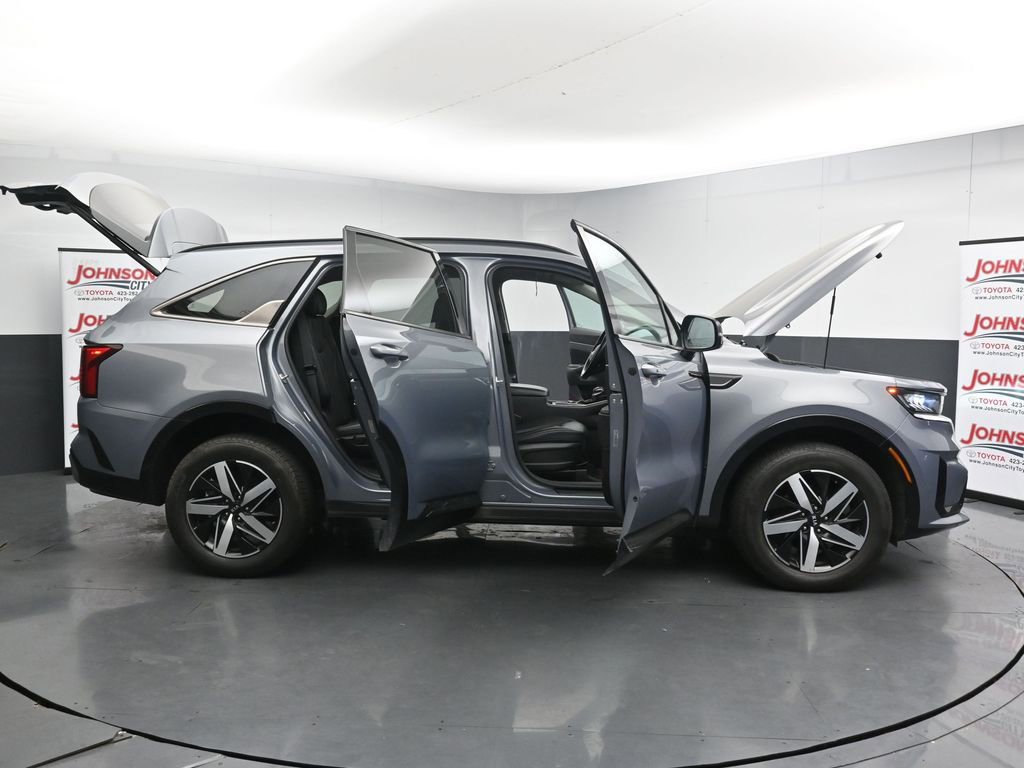 Used 2021 Kia Sorento EX image 27