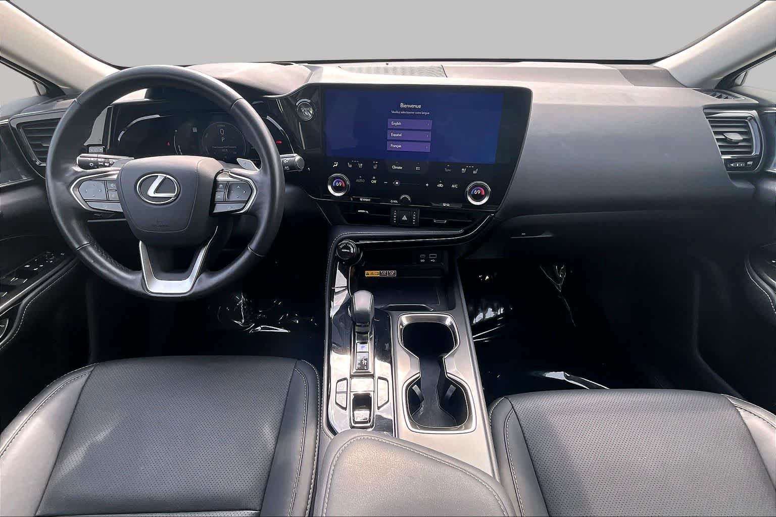 Used 2025 Lexus NX 350h AWD w/ Cold Area Package image 28