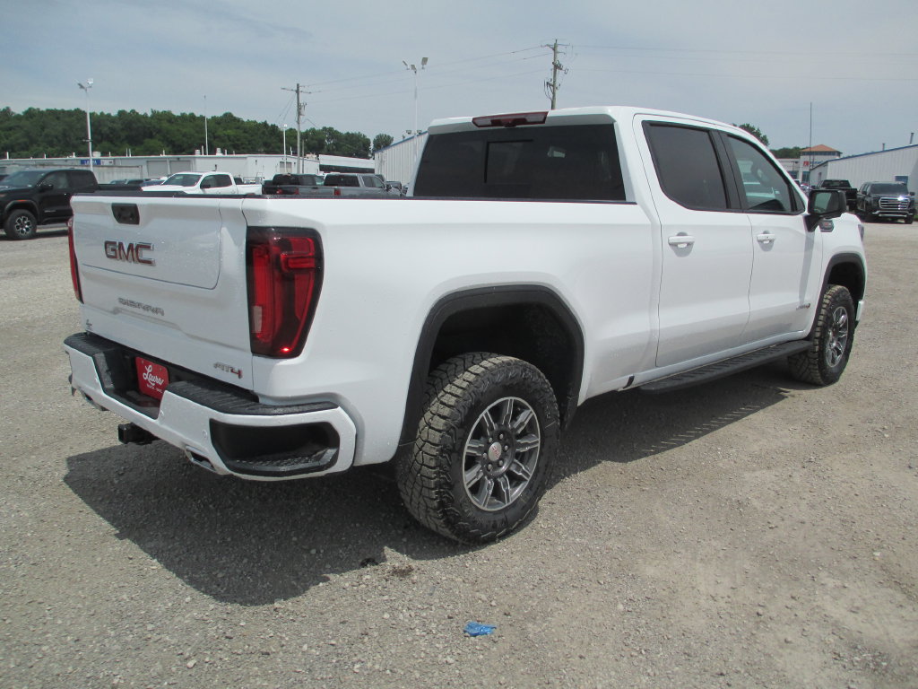 New 2026 GMC Sierra 1500 AT4 w/ AT4 Premium Package AWD/4WD image 5