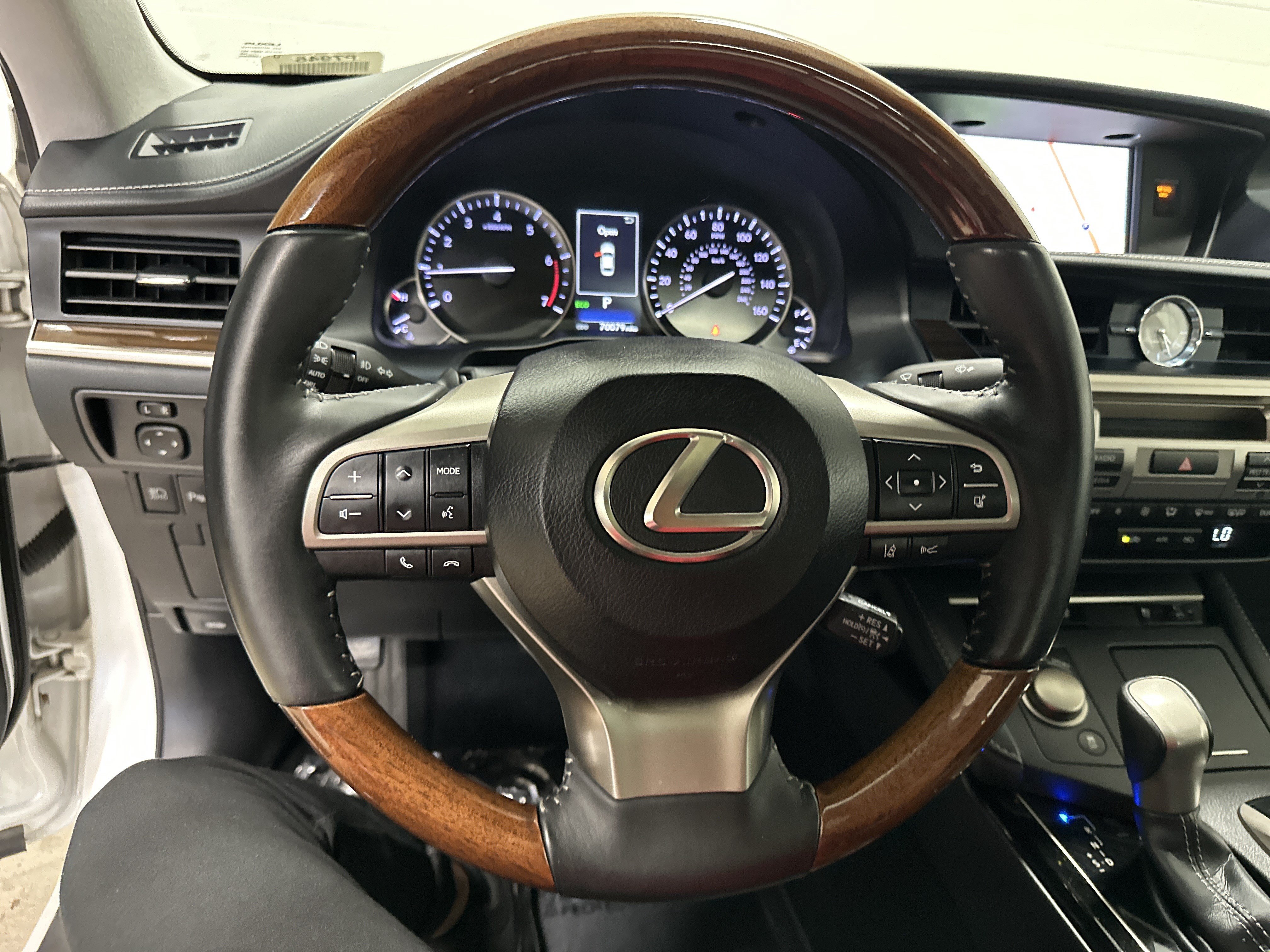 Used 2018 Lexus ES 350 w/ Navigation System Package FWD image 18