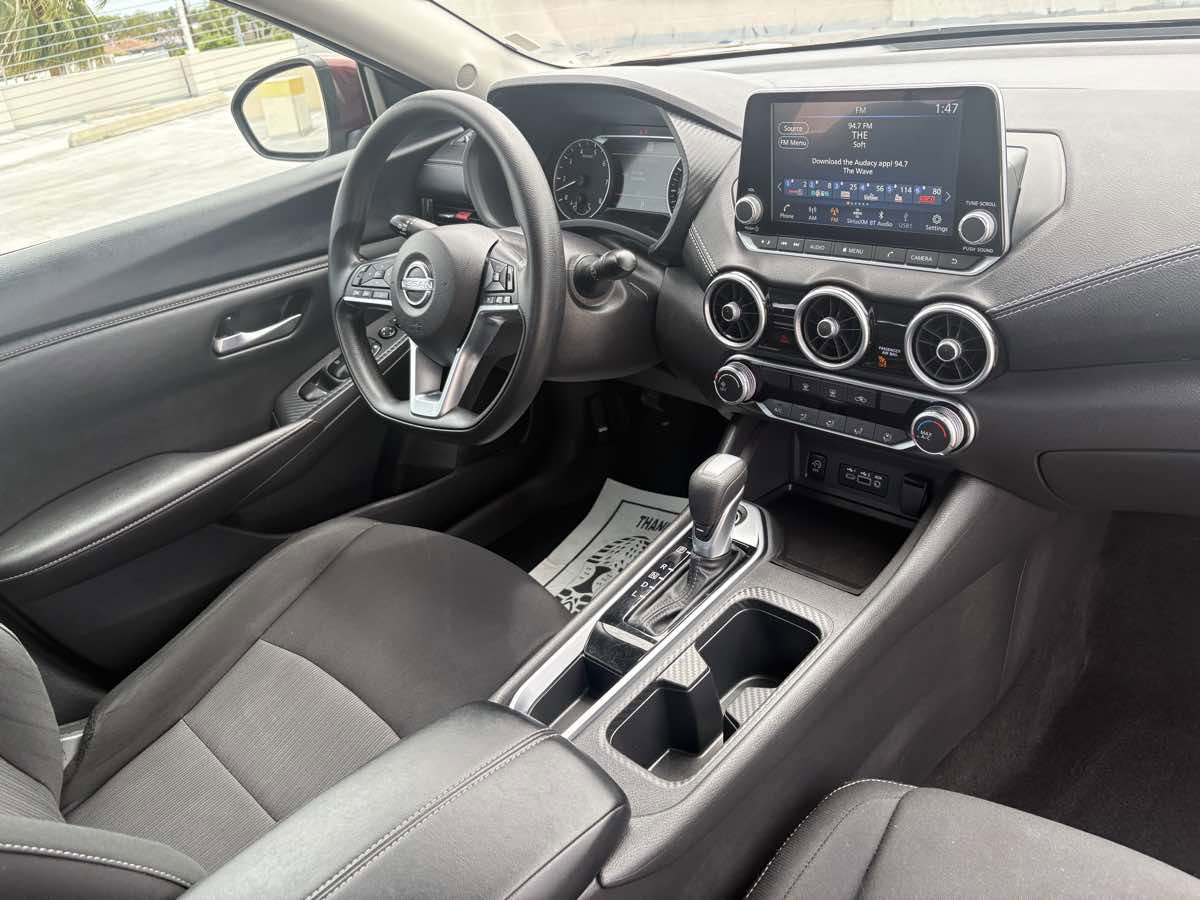 Used 2025 Nissan Sentra SV FWD image 15
