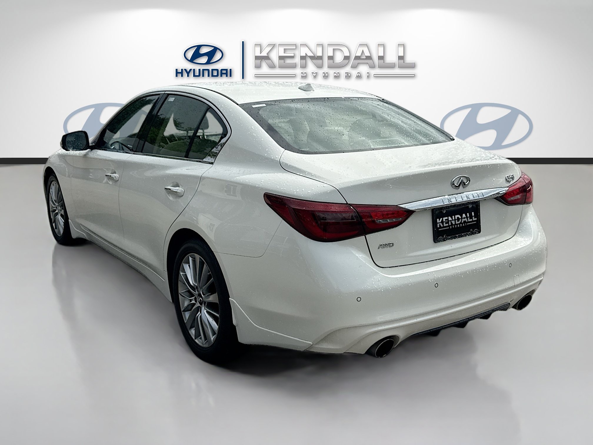 Used 2023 INFINITI Q50 Luxe w/ Cargo Package AWD/4WD image 4
