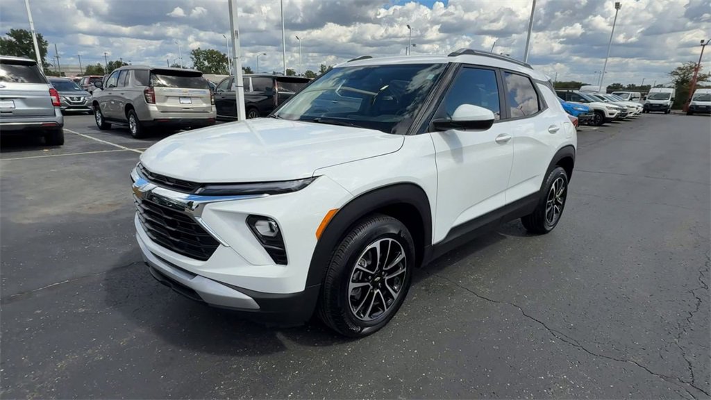 New 2025 Chevrolet TrailBlazer LT w/ Convenience Package image 4