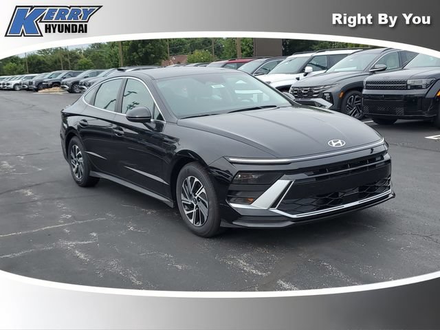 New 2026 Hyundai Sonata Blue FWD 360° Tour