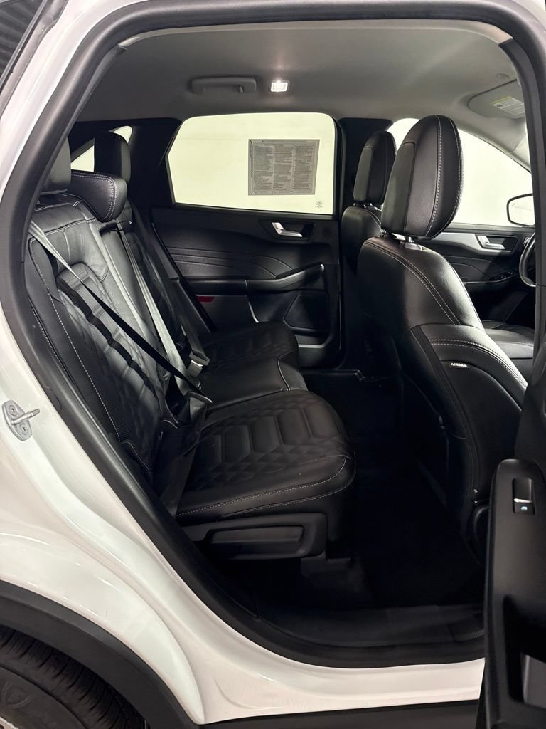Used 2023 Ford Escape SE w/ PHEV Premium Package FWD image 18