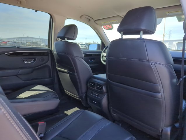 Used 2023 Honda Pilot EX-L image 17