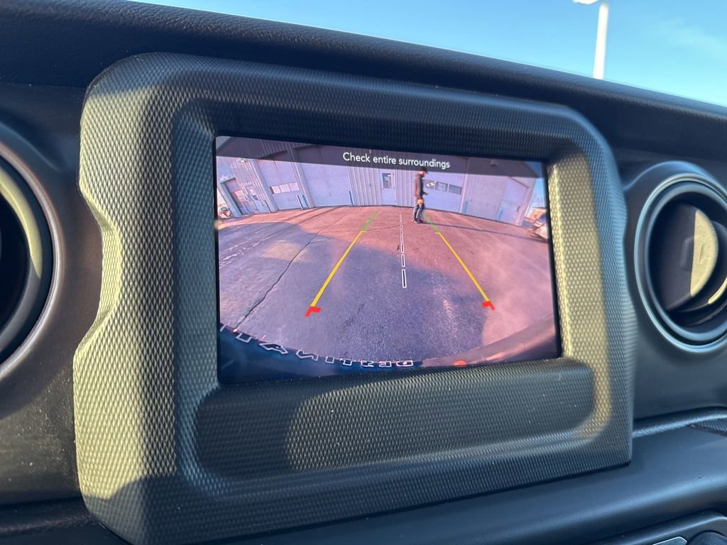 Used 2023 Jeep Wrangler Unlimited w/ Convenience Group image 23