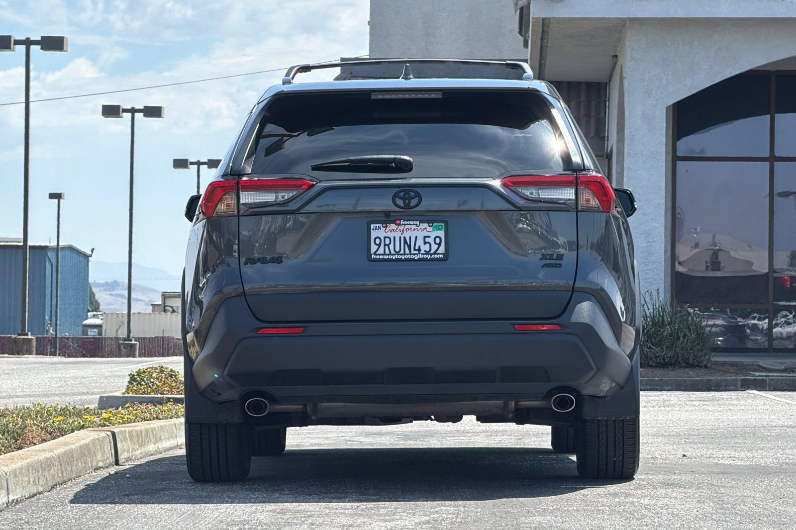Used 2025 Toyota RAV4 XLE Premium w/ Weather Package AWD/4WD image 5