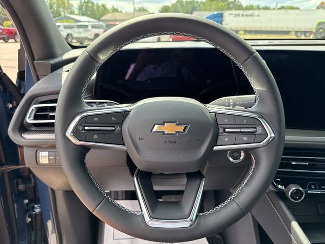 Used 2026 Chevrolet Traverse LT w/ Sun and Wheel Package AWD/4WD image 12