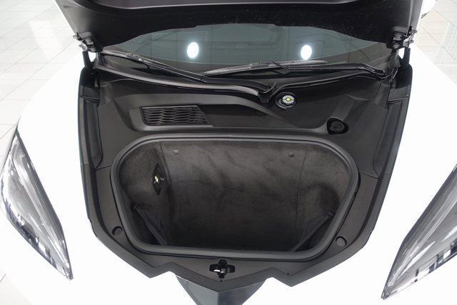 Used 2024 Chevrolet Corvette Stingray Preferred Cpe w/ Z51 Performance Package image 17