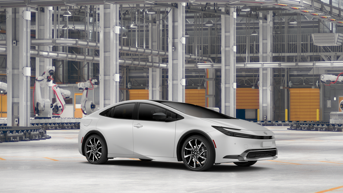 New 2027 Toyota Prius Plug-In Hybrid FWD image 14