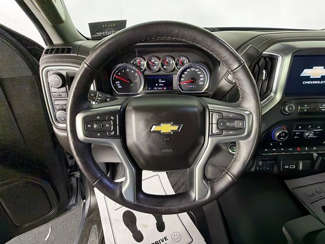 Used 2022 Chevrolet Silverado 1500 LT w/ Convenience Package II AWD/4WD image 11