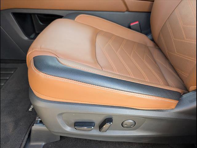 Used 2024 Nissan Pathfinder Platinum w/ Cargo Package image 10