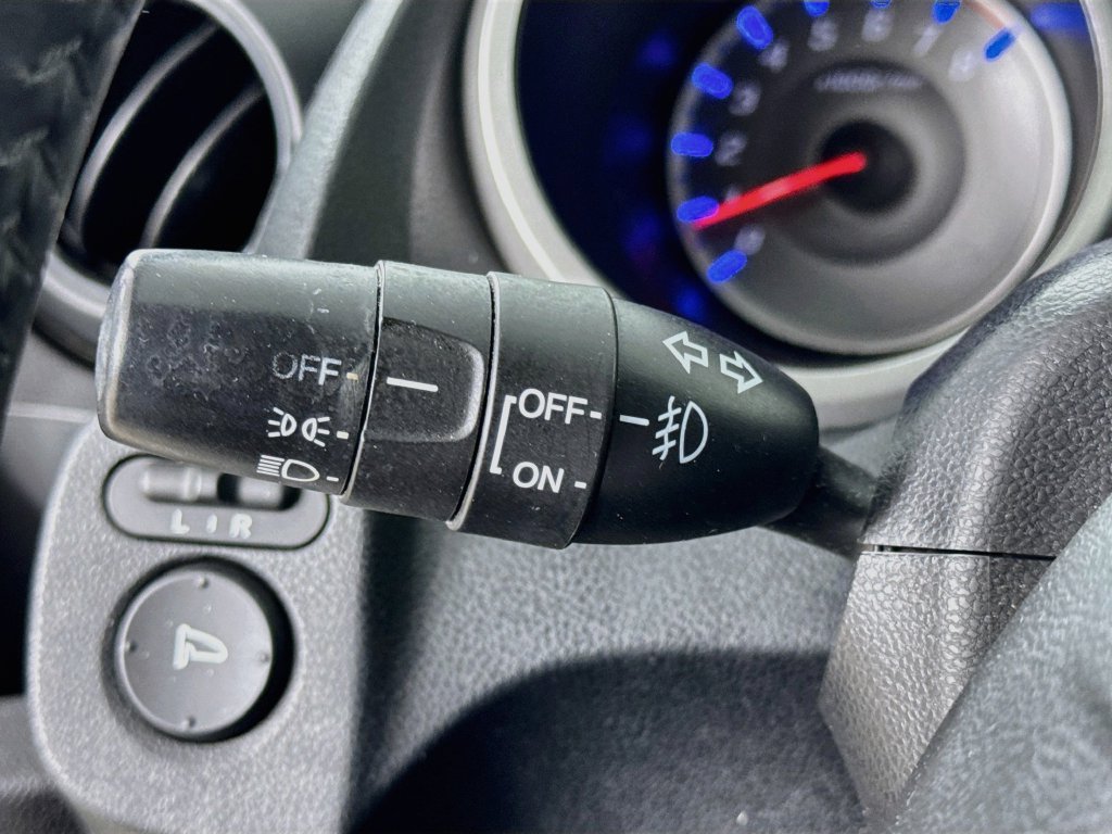 Used 2011 Honda Fit Sport image 13