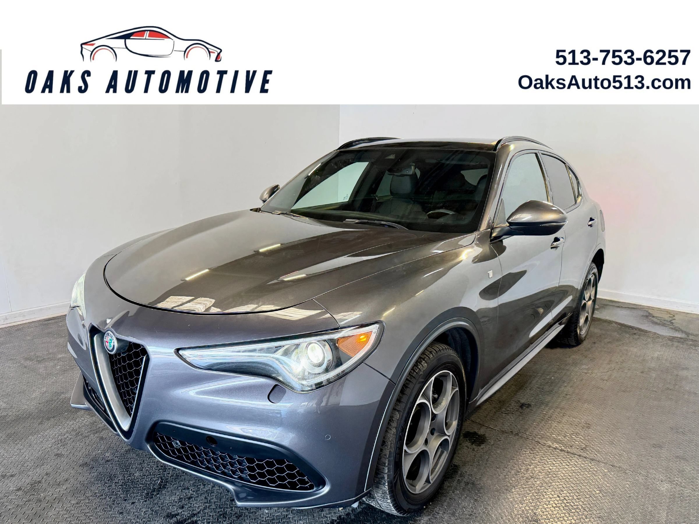 Used 2022 Alfa Romeo Stelvio Ti AWD/4WD image 1