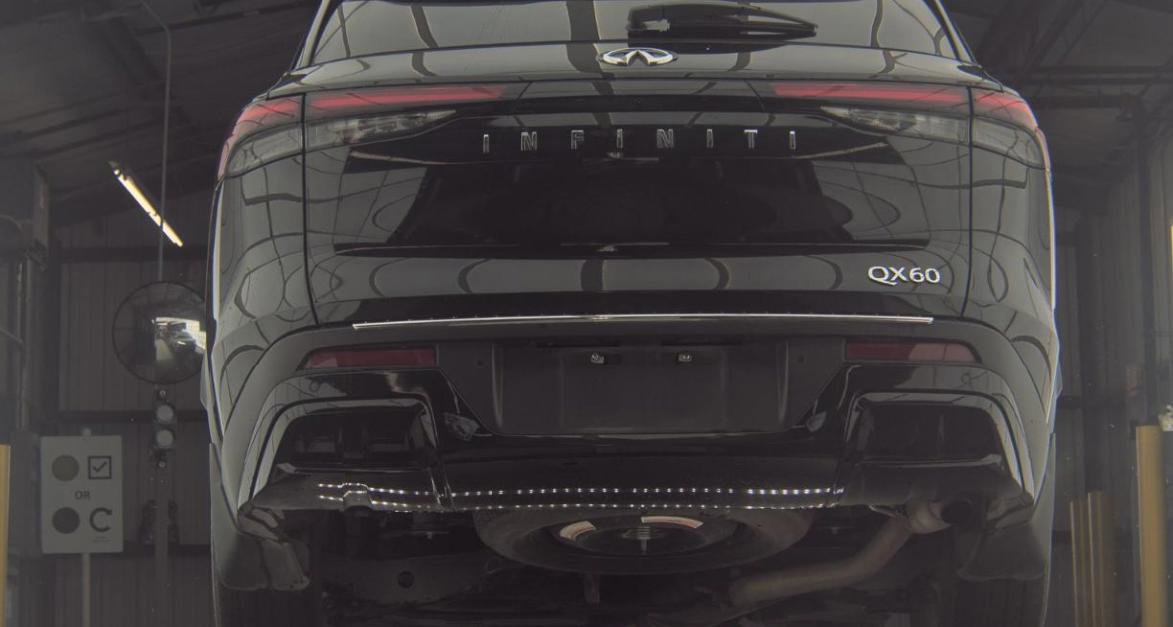 Certified 2023 INFINITI QX60 Luxe w/ Cargo Package image 8