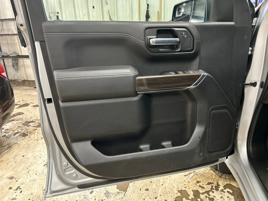 Certified 2022 Chevrolet Silverado 1500 LT AWD/4WD image 14