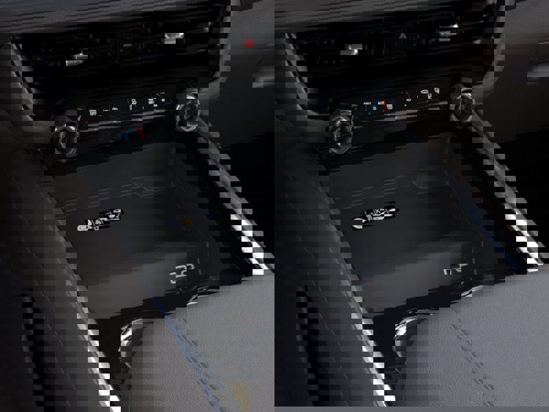 New 2026 Chevrolet Suburban LT image 47