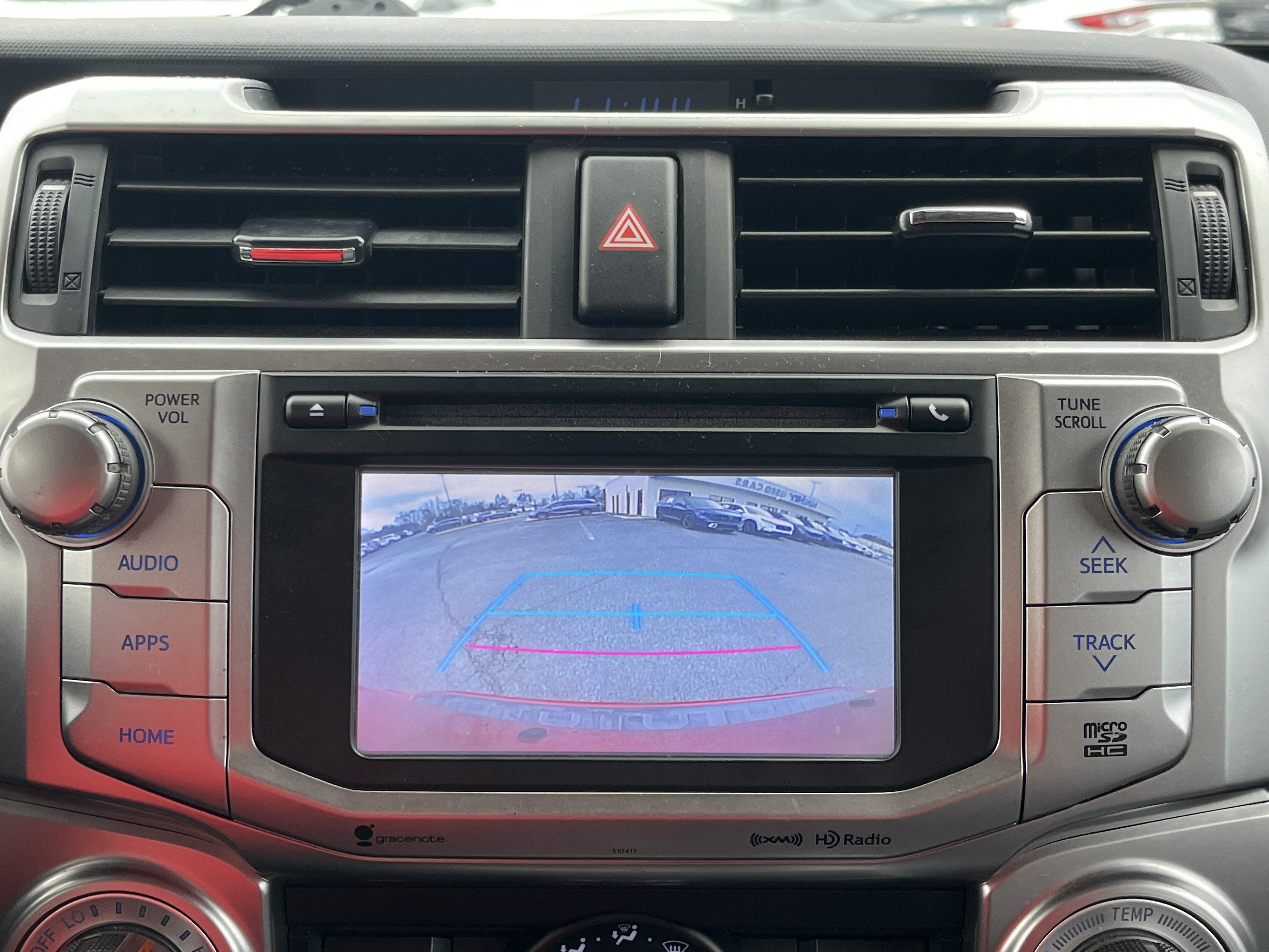 Used 2019 Toyota 4Runner SR5 Premium image 4