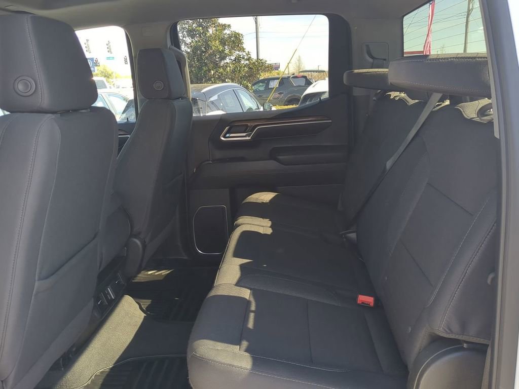 Used 2025 Chevrolet Silverado 1500 LT w/ Work Truck Package AWD/4WD image 14
