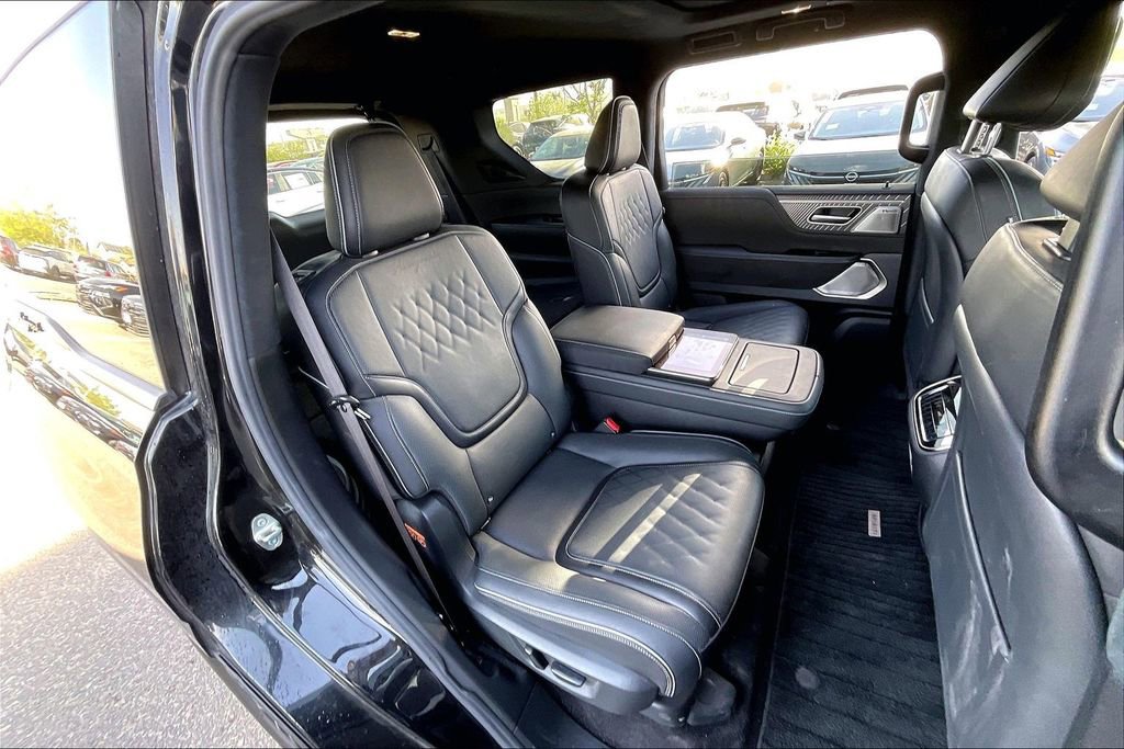 Used 2025 INFINITI QX80 Autograph image 26