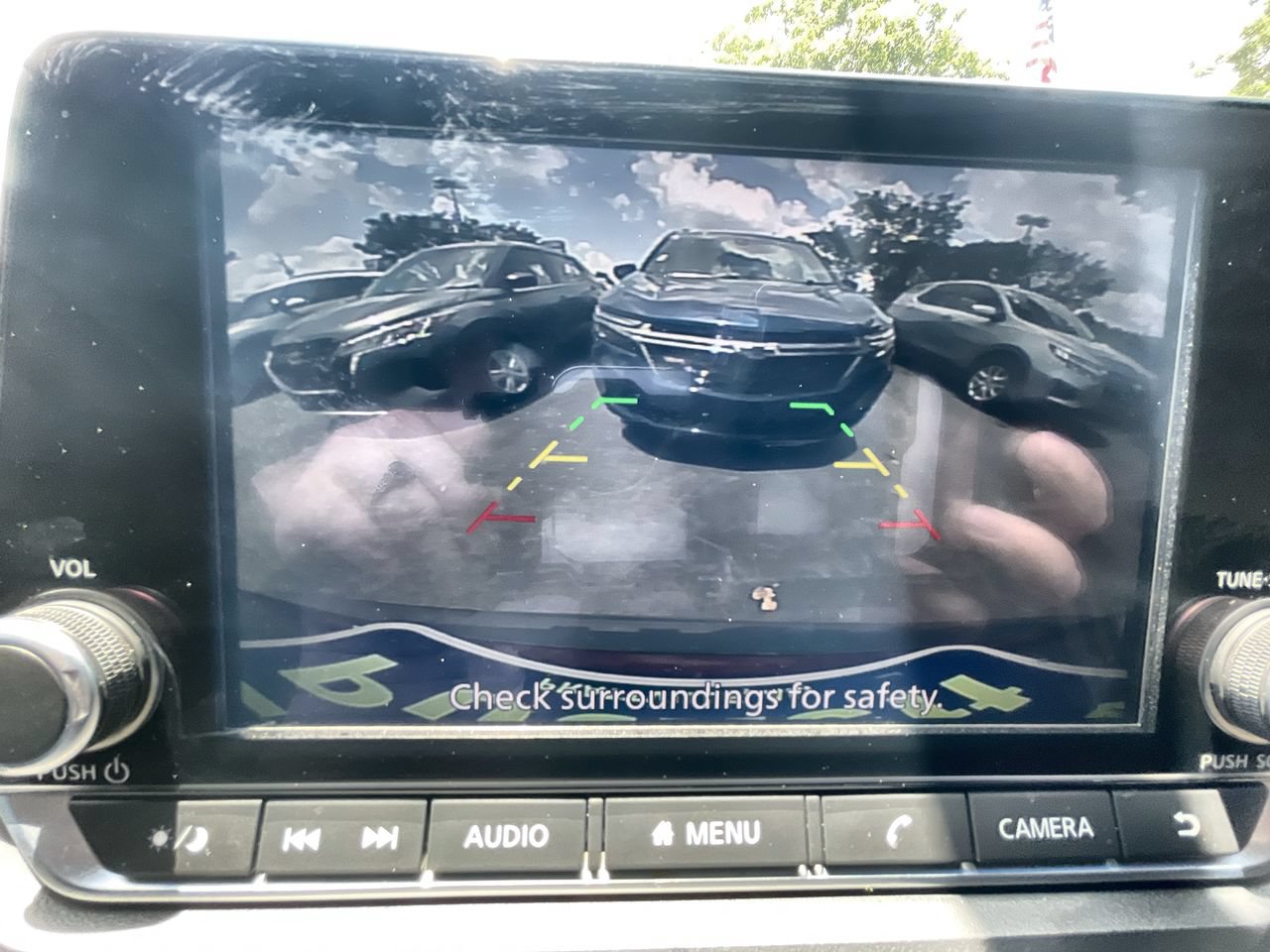 Used 2023 Nissan Rogue S FWD image 14