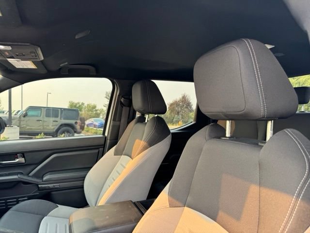 Used 2024 Toyota Tacoma TRD Sport AWD/4WD image 14