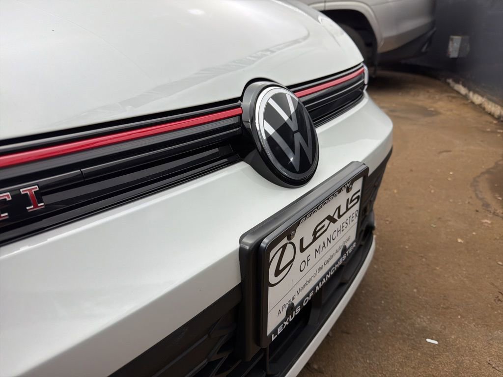 Used 2025 Volkswagen GTI Autobahn image 31